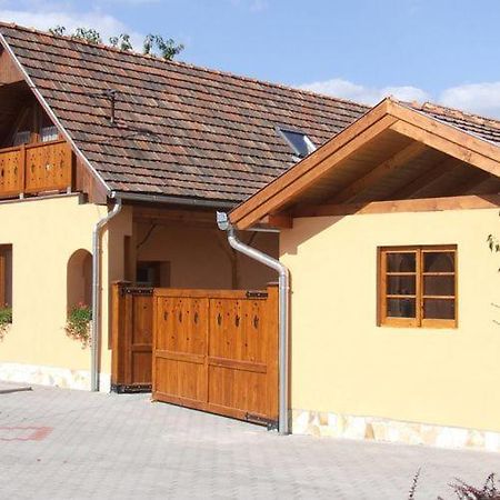 Villa Giulia Vendeghaz Verpelét المظهر الخارجي الصورة