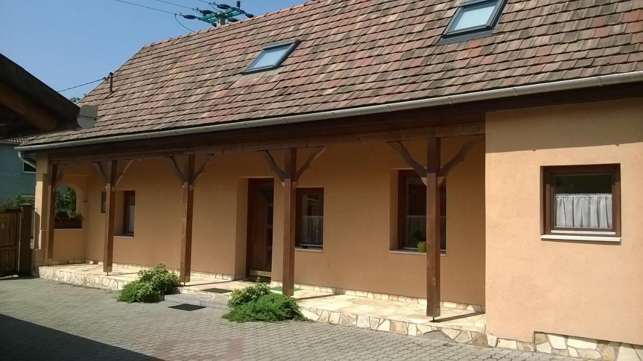 Villa Giulia Vendeghaz Verpelét المظهر الخارجي الصورة